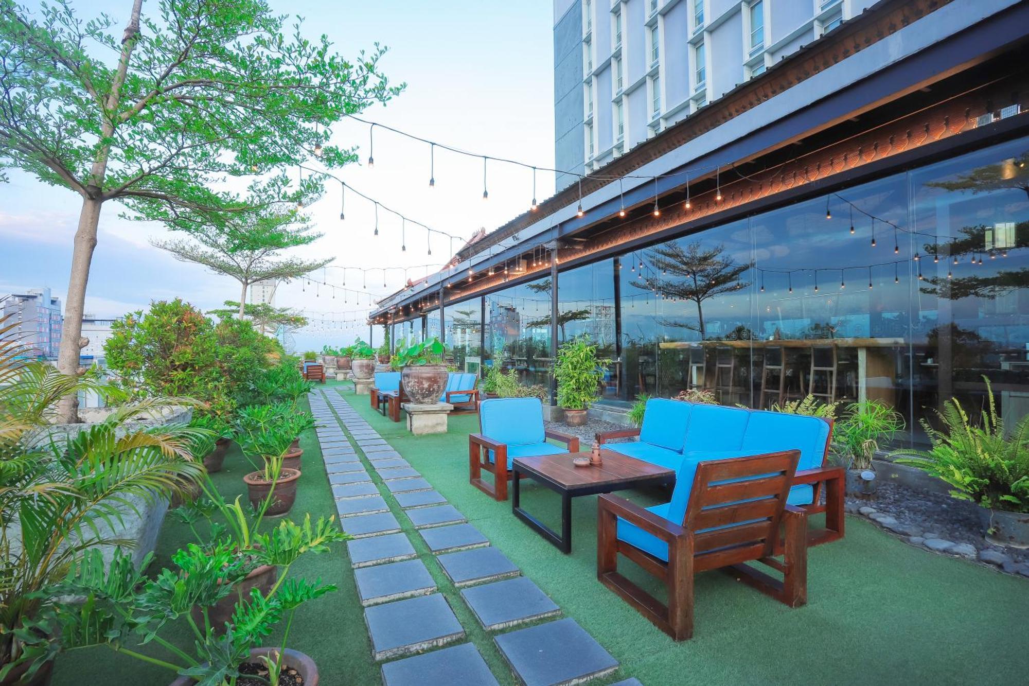 Swiss-Belinn Saripetojo Solo Екстер'єр фото