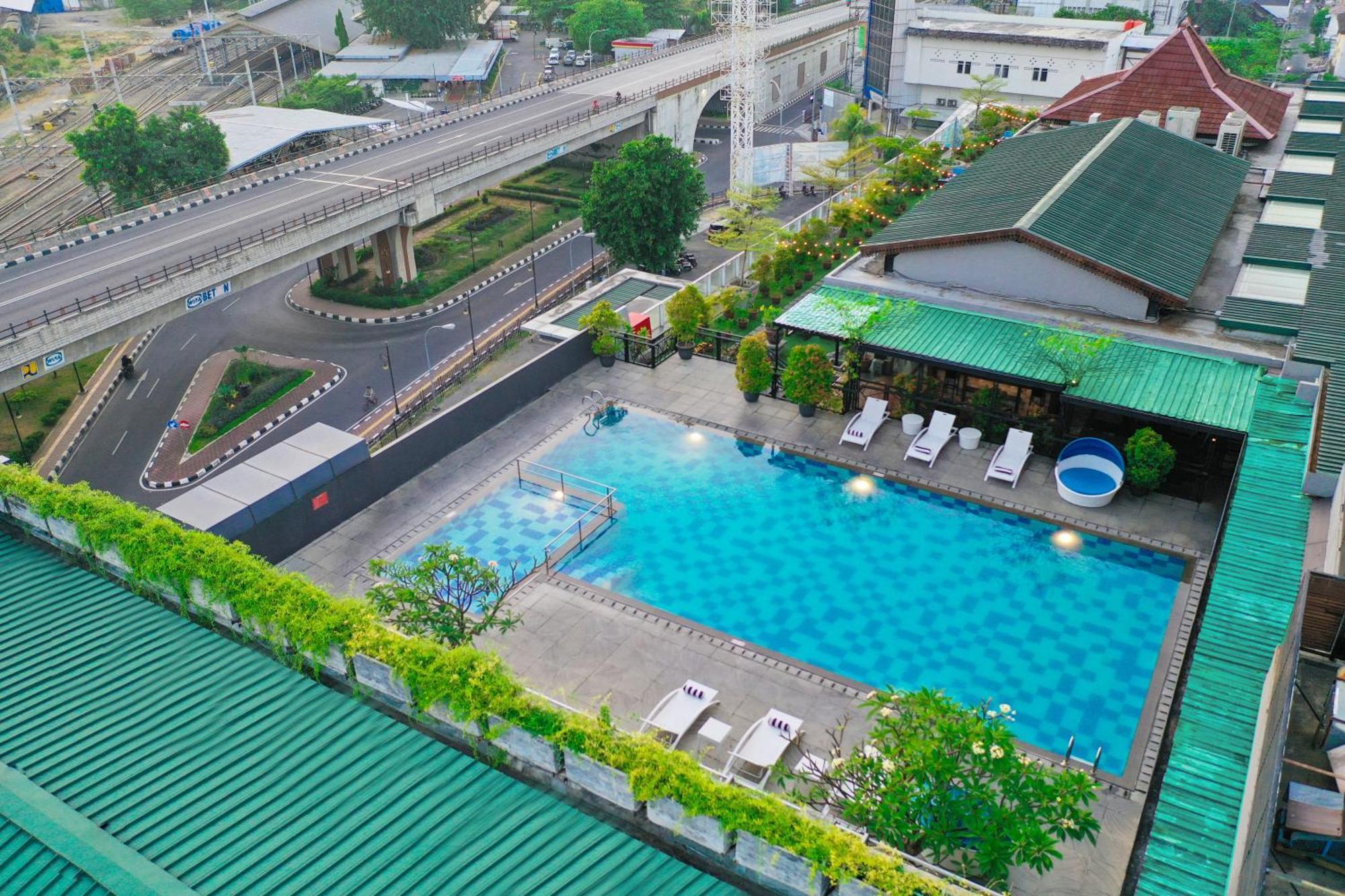 Swiss-Belinn Saripetojo Solo Екстер'єр фото